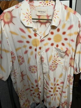Far Afield White Short-Sleeve Button-Down Shirt with Yellow & Pink Burst Print